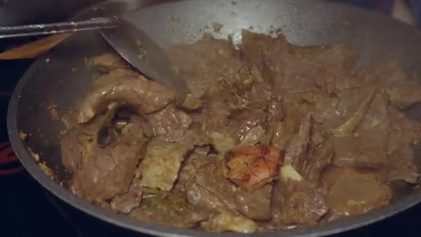 Process Cooking Offal Beef Lungs Sweet Sour Sauce Stirring Spices — Stock Video