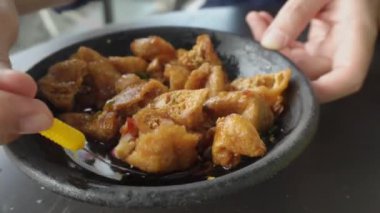 Cirebon, Endonezya 'dan bir parça yiyecek 