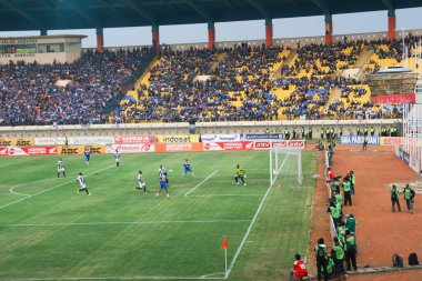 Bandung, Endonezya - 20 Ağustos 2013; Persib Bandung maçı sırasındaki heyecana Si Jalak Harupat stadyumunu dolduran taraftarlar tanık oldu