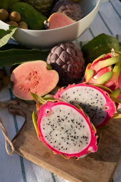 Varietà Gustosi Frutti Esotici Tropicali Litchi Freschi Maturi Frutta Del — Foto Stock