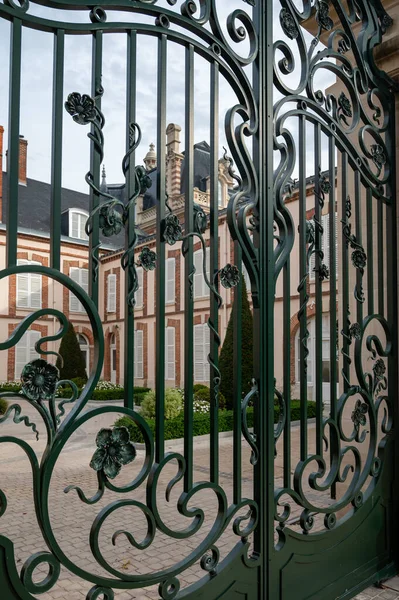 Piękna Francuska Architektura Domy Champagne Wino Musujące Podejmowania Miasta Epernay — Zdjęcie stockowe