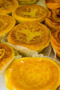 Lizbon, Portekiz 'deki fırında sergilenen tatlı pastalar.