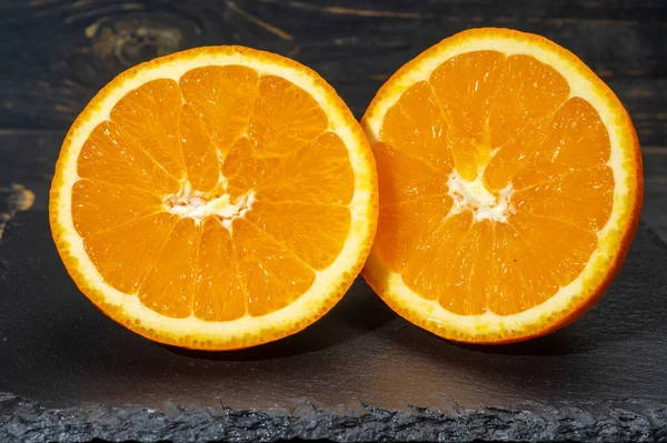 Сицилійський Солодкий Соковитий Жовтий Пурель Апельсини Зблизька Темному Тлі — стокове фото