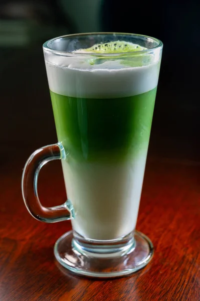 Kelet Ázsiában Elfogyasztott Speciálisan Termesztett Feldolgozott Zöld Tealevelekből Készült Finomra — Stock Fotó