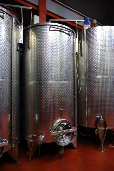 Fábrica Moderna Producción Vino Bio Italia Tanques Acero Inox Utilizados —  Fotos de Stock