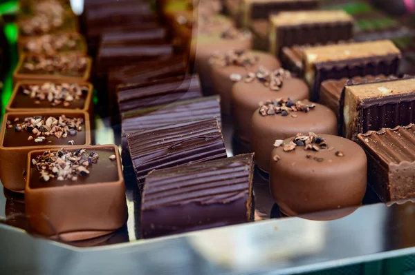 Sladké Bonbóny Čokolády Řemeslné Španělské Cukrárny Zblízka — Stock fotografie
