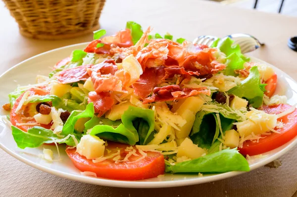 Gezond Eten Verse Zomer Gemengde Salade Met Groene Sla Salade — Stockfoto