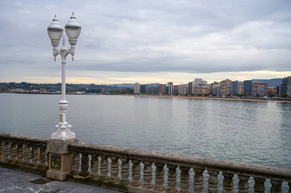 Uitzicht Boulevard Huizen Het Strand Van San Lorenzo Gijon Asturias — Stockfoto
