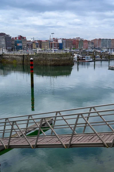 Visa Hus Jakter Båtar Hamnen Gijon Asturien Norra Spanien — Stockfoto