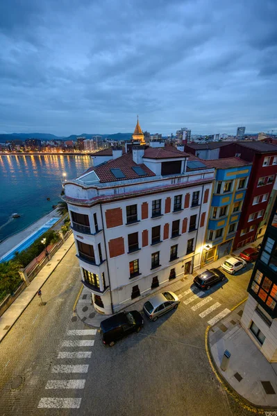 Abendlicher Blick Auf Dächer Häuser Der Altstadt Von Gijon Asturien — Stockfoto