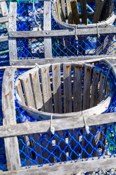 Visnet Met Emmer Voor Kreeften Krabben Groene Kust Van Asturië — Stockfoto
