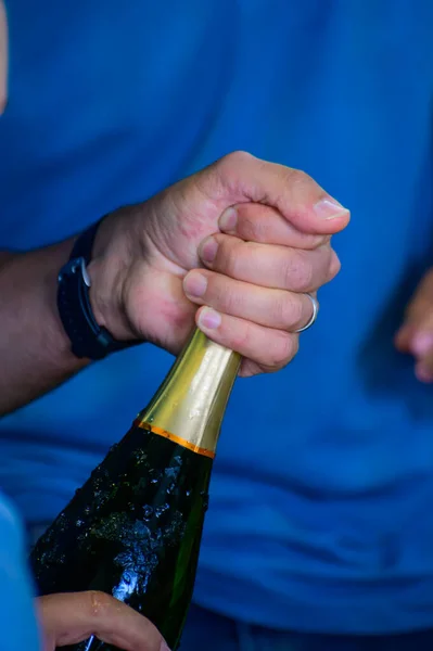 Tasting Sparkling White Wine Bubbles Champagne Summer Weekend Festival Route — Stock Photo, Image