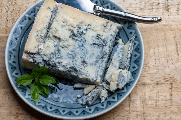 Sbírka Sýrů Kousek Italského Sýra Gorgonzola Picante Modrou Plísní Severu — Stock fotografie