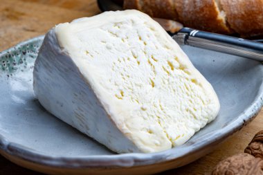 Delice de Bourgogne Fransa 'nın Burgundy bölgesinden Fransız inek sütü peyniri