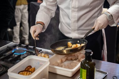 Ziyaretçiler için aşçılık mastırı, büyük aşçılar Fransız restoranları, güzel yemekler, kış festivali, Champagne Bulvarı, Epernay, Fransa