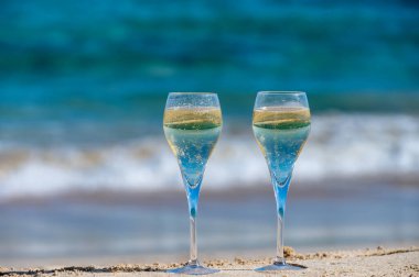 Fuerteventura 'nın güneyi, Kanarya adaları, mavi okyanus, dağlar, İspanya