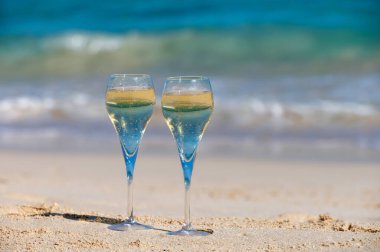 Fuerteventura 'nın güneyi, Kanarya adaları, mavi okyanus, dağlar, İspanya