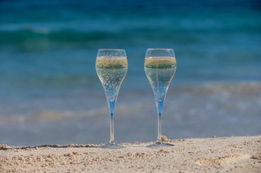 Fuerteventura 'nın güneyi, Kanarya adaları, mavi okyanus, dağlar, İspanya