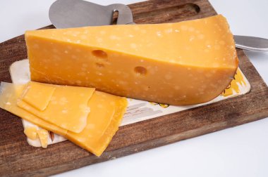 Peynir koleksiyonu, Hollanda 'nın 1000 günlük olgun sert peyniri Hollanda' nın inek sütünden yapılır.