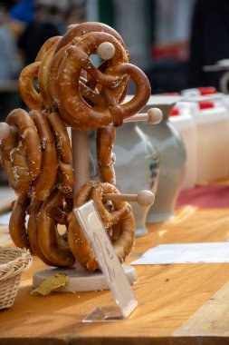 Tuzlu, lezzetli Alman krakerleri Ekim 'de bira festivalinde satılacak, Bayern, Almanya