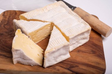 Fransız kare pont l 'eveque inek peyniri Calvados, Normandiya, Fransa' dan