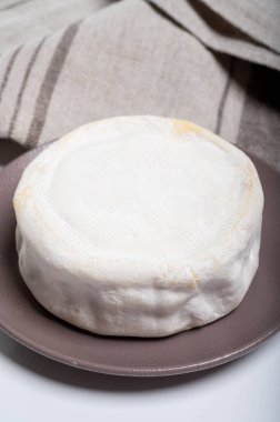 Peynir koleksiyonu, Fransız reblochon de savoie gratin inek sütlü peynir tartifletle apre-ski yemekleri için yakın plan