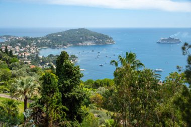 Saint-Jean-Cap-Ferrat yarımadasının panoramik manzarası Provence-Alpes-Cote d 'Azur' daki Alpes-Maritimes komünü, Fransız Riviera, Fransa