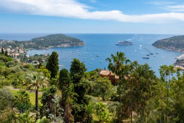 Saint-Jean-Cap-Ferrat yarımadasının panoramik manzarası Provence-Alpes-Cote d 'Azur' daki Alpes-Maritimes komünü, Fransız Riviera, Fransa