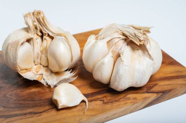 Kurutulmuş Fransız beyaz aromalı sarımsaklı yemek.