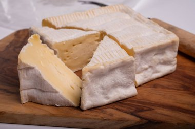 Fransız kare pont l 'eveque inek peyniri Calvados, Normandiya, Fransa' dan