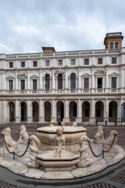 Bergamo şehrinin tarihi kısmı, dar sokaklar, turist beldesi, Kuzey İtalya, Bergamo Alta