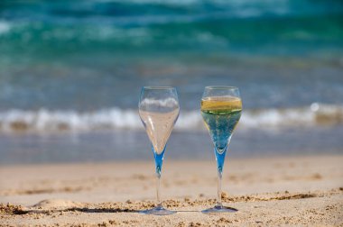 Fuerteventura 'nın güneyi, Kanarya adaları, mavi okyanus, dağlar, İspanya