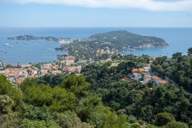 Saint-Jean-Cap-Ferrat yarımadasının panoramik manzarası Provence-Alpes-Cote d 'Azur' daki Alpes-Maritimes komünü, Fransız Riviera, Fransa