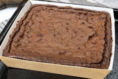 Amerikan çikolatalı browni, çikolatalı tatlı çikolatalı çikolatalı çikolatalı çikolata ya da ev yapımı vejetaryen tatlı.
