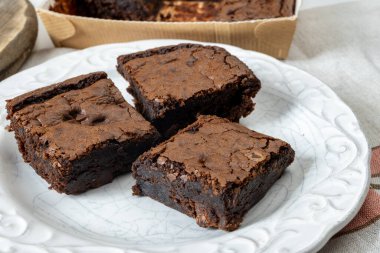 Amerikan çikolatalı browni, çikolatalı tatlı çikolatalı çikolatalı çikolatalı çikolata ya da ev yapımı vejetaryen tatlı.