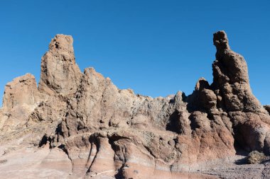 Tenerife 'deki Teide Ulusal Parkı' nın ziyareti ve kışın volkanik manzaralar, Kanarya Adaları, İspanya