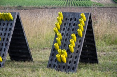 Essoyes ve Celles-sur-Ource, Champagne-Ardennes, Fransa, Avrupa yakınlarındaki Aube şubesinin Cote des Bar bölgesinde şampanya bağları