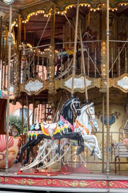 Fransa 'nın güneyindeki Toulouse şehri, Haute-Garonne bölümü, Occitania bölgesi, Avrupa havacılık sanayii merkezi, pembe tuğlalar duvarlar ve evler, seyahat yeri