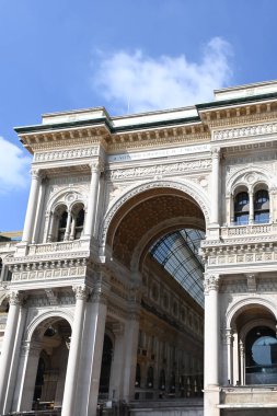Milano 'nun merkezi, Brera bölgesi, alışveriş alanı, Duomo kilisesi, mimari ayrıntılar, dar sokaklar, Milano, Lombardiya, İtalya