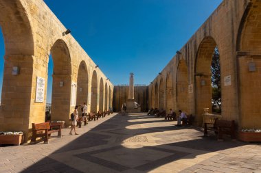 Valletta, Malta, 22 Mayıs 2022: Üst Barrakka bahçelerinin manzarası