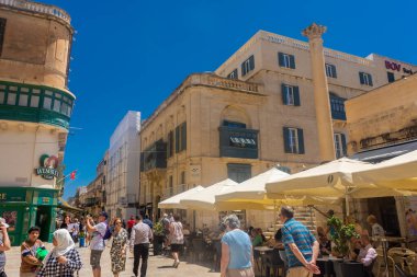 Valletta, Malta, 22 Mayıs 2022: Valletta şehir merkezinde antik tiyatro