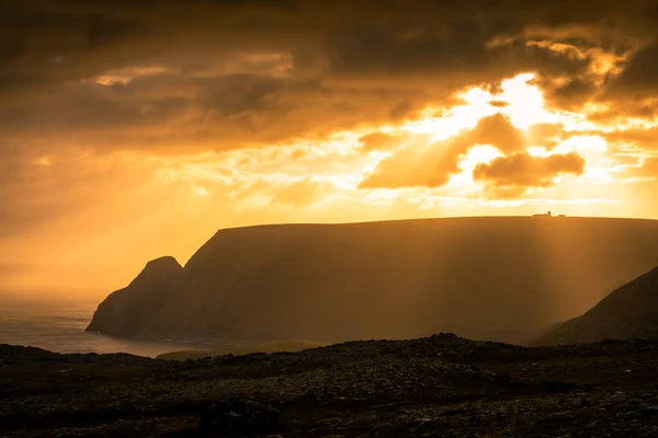 Гарні Сонячні Промені Над Північним Кейптауном Північним Льодовитим Океаном Норвегія — стокове фото