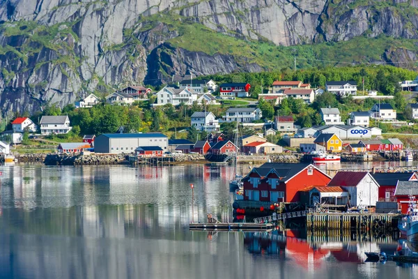 Perfect Reflection Reine Village Water Fjord Lofoten Islands Norway — 스톡 사진