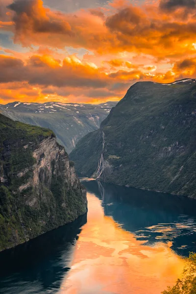 Sunset Geirangerfjord Seven Sisters Waterfall Norway — Foto Stock