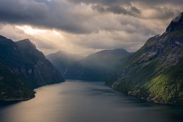 Dramatic Sunbeam Clouds Geirangerfjord Norway — Foto Stock