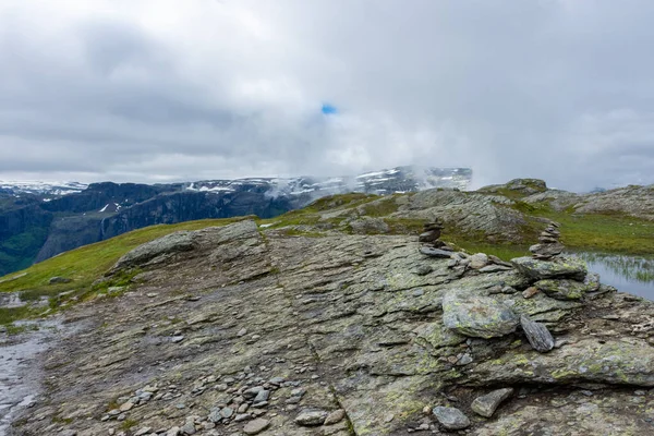 Mountain Trail Hike Trolltunga Scenic Spot Norway — ストック写真
