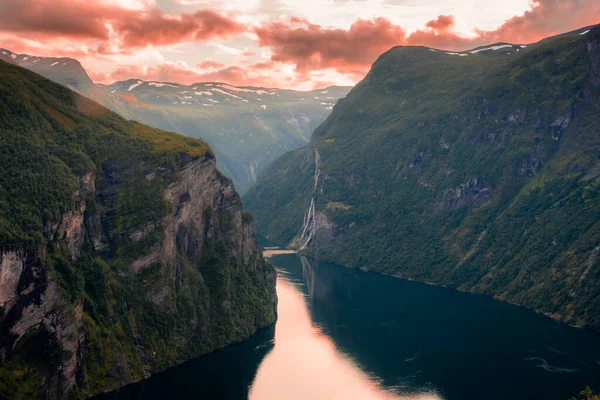 Sunset Geirangerfjord Seven Sisters Waterfall Norway — Zdjęcie stockowe