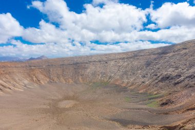 Lanzarote, Kanarya Adaları, İspanya 'daki Caldera Blanca volkanı panoraması