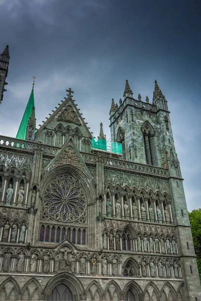 Gevel Van Gotische Nidaros Kathedraal Van Trondheim Noorwegen — Stockfoto