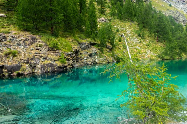 Crystal Clear Water Blue Lake Ayes Italian Alps — Stok fotoğraf